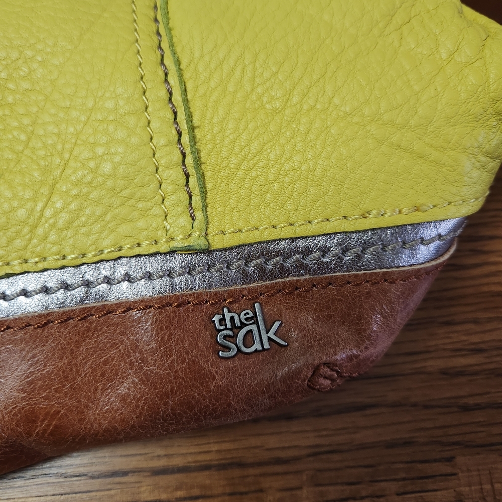 The Sak Kendra Leather Hobo Bag in Yellow, Brown, with Metallic Detail. - Picture 4 of 13